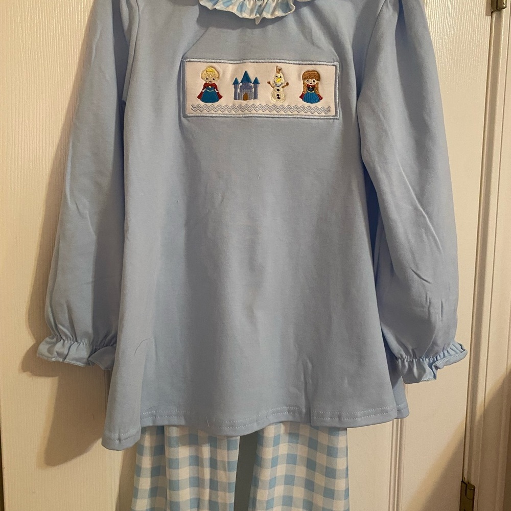 New Boutique Frozen Outfit - Picture 2 of 7